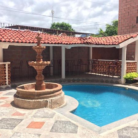 Oyo Hotel Brisas Del Pacifico プエルトバラータ エクステリア 写真